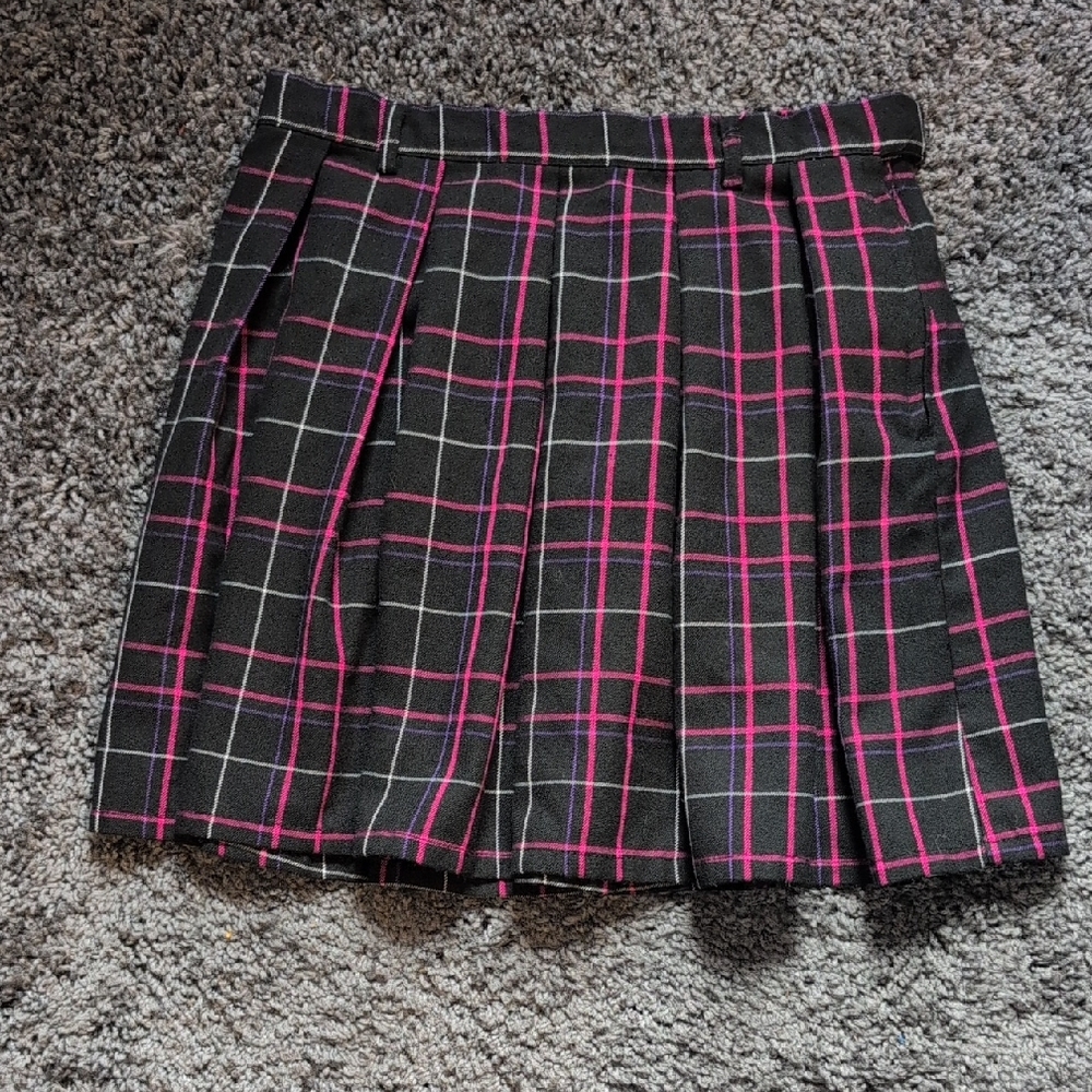 Hot Topic Black and Pink Plaid Mini Skirt